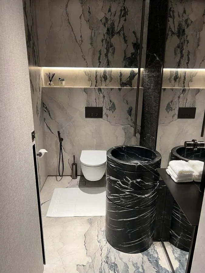 4 Bedroom Luxury Apartment At Burj Khalifa Dubai